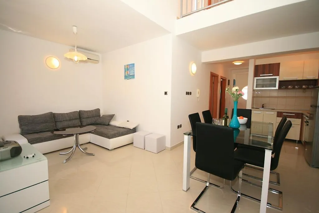 Ruzmarinka 4* Διαμέρισμα Baška